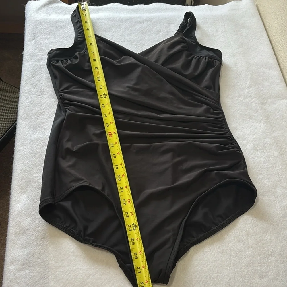 Miraclesuit sleek black